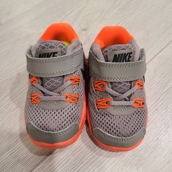 Nike Kids Lunarglide 4 Grey Orange - Picture 4 of 8